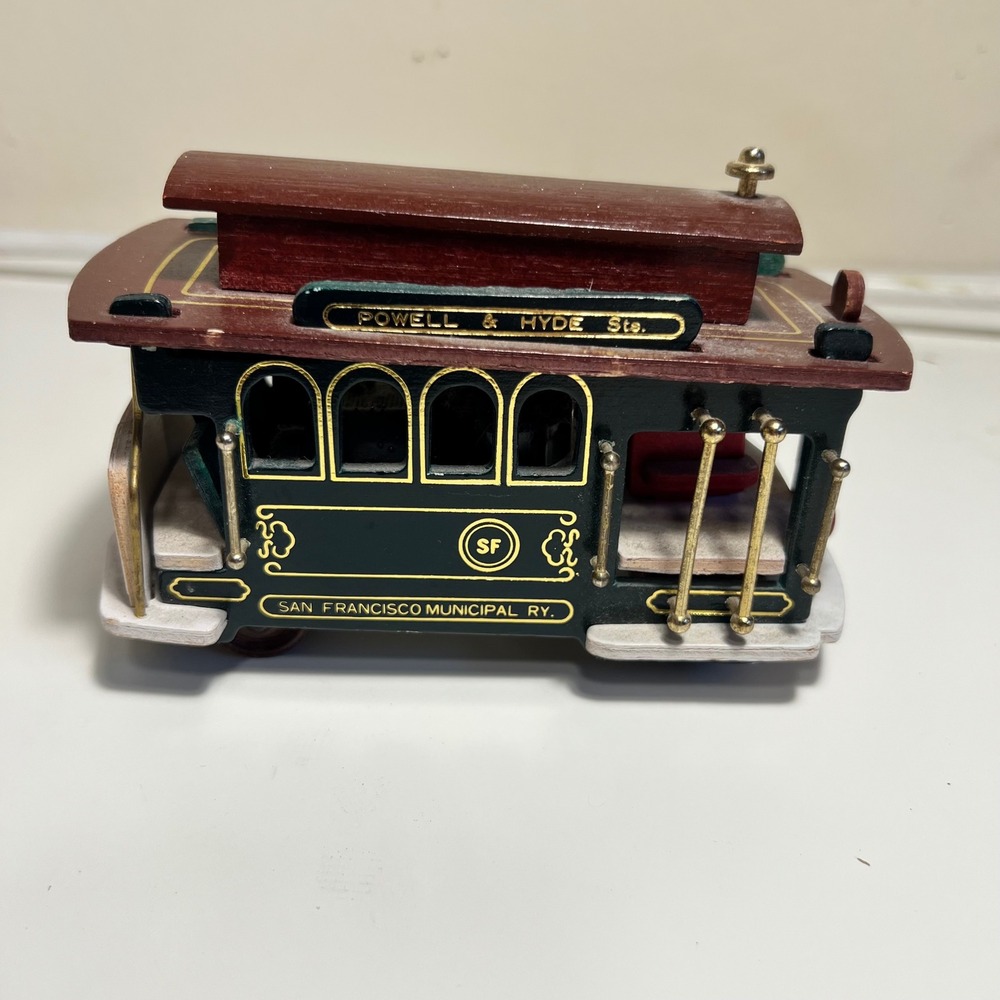 GATCO San Francisco Cable Car Music‎ Box Powell & Hyde Green Brown Wood No. 25